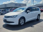 2017 Pacifica Thumbnail 8
