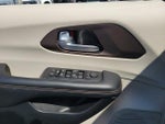 2017 Pacifica Thumbnail 20
