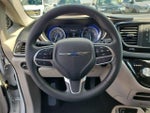 2017 Pacifica Thumbnail 23