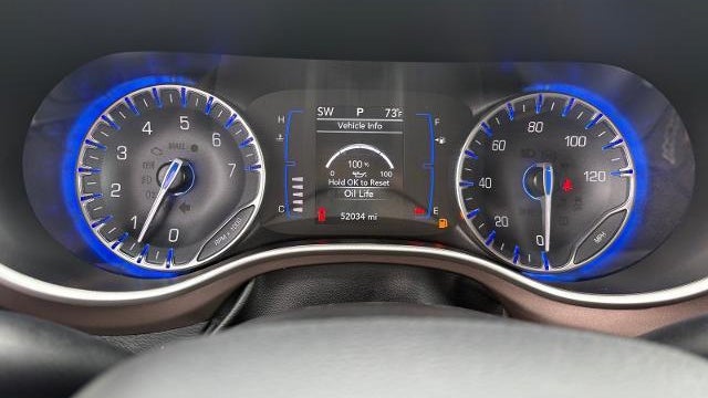 2023 Chrysler Voyager LX