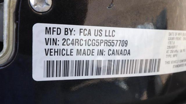 2023 Chrysler Voyager LX
