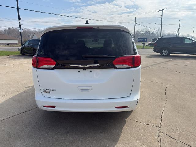 2023 Chrysler Voyager - $22,186