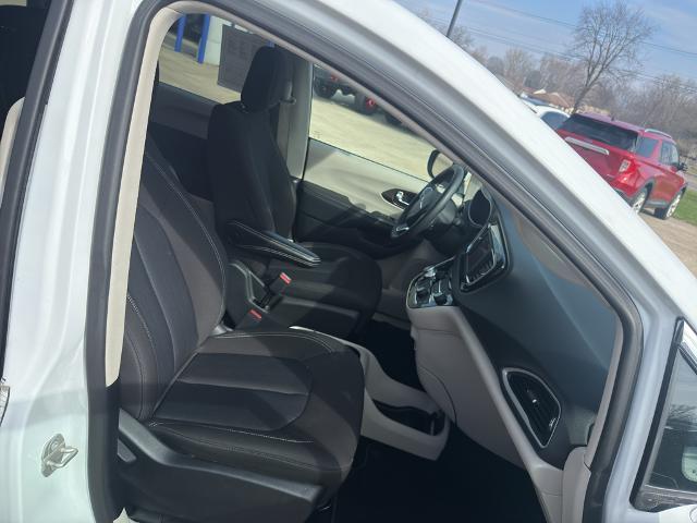 2023 Chrysler Voyager - $22,186