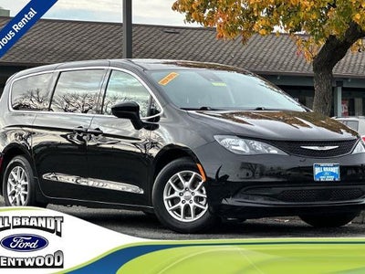 2024 Chrysler Voyager LX 4DR Mini-Van