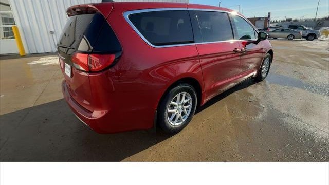 2026 Chrysler Voyager LX