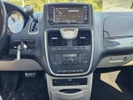 2015 Town and Country Thumbnail 28