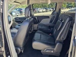 2015 Town and Country Thumbnail 34