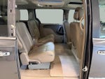 2016 Town and Country Thumbnail 35