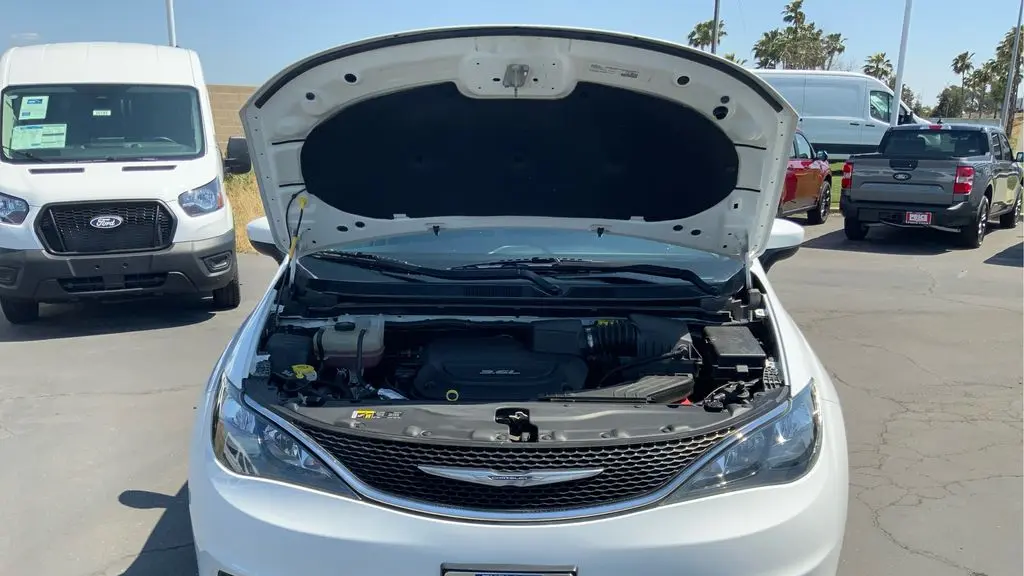 2017 Chrysler Pacifica LX