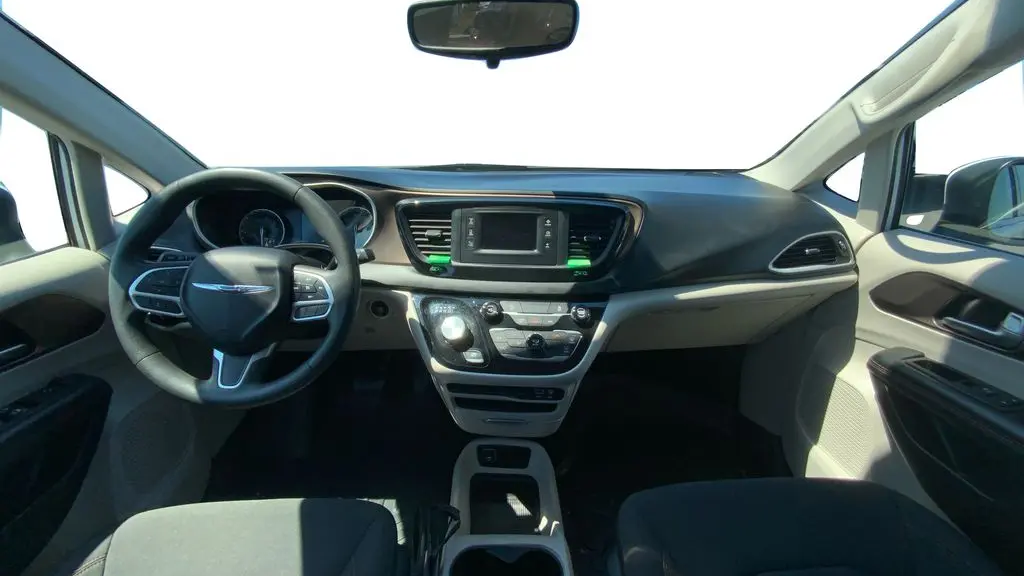 2017 Chrysler Pacifica LX