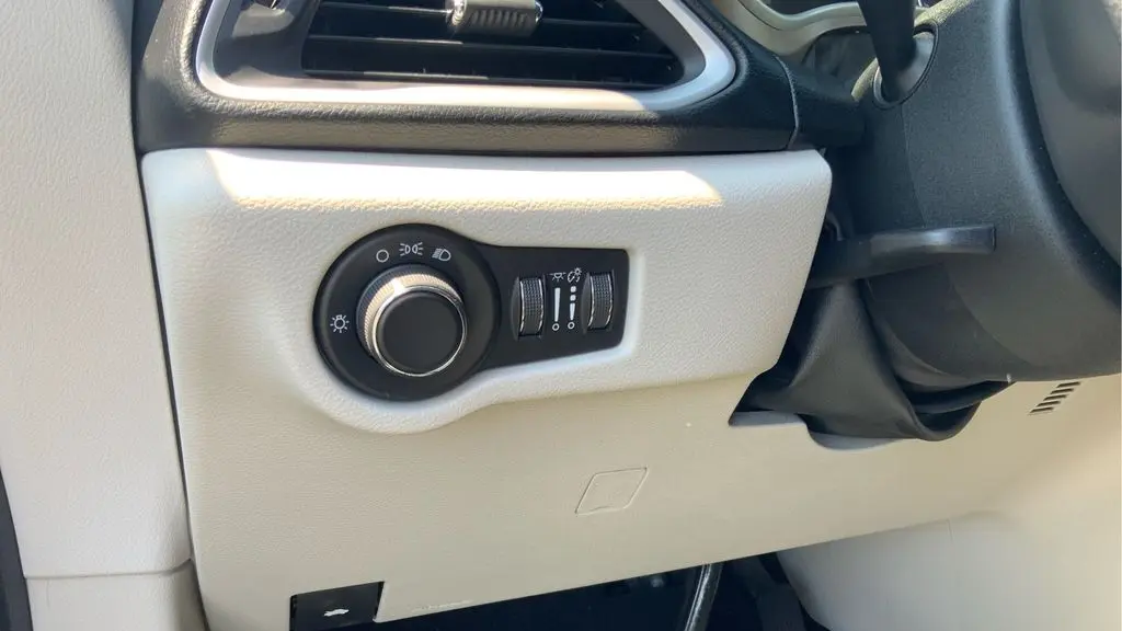 2017 Chrysler Pacifica LX