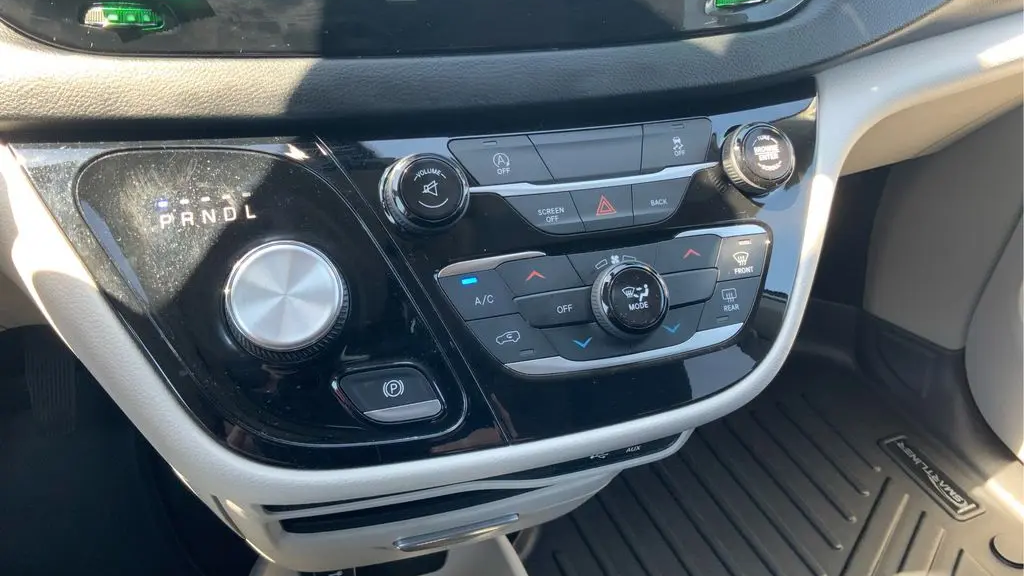 2017 Chrysler Pacifica LX