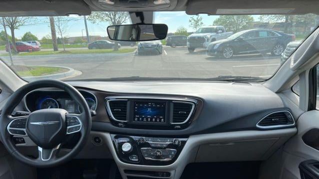 2018 Chrysler Pacifica LX