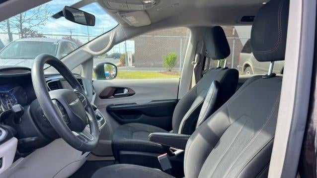 2018 Chrysler Pacifica LX