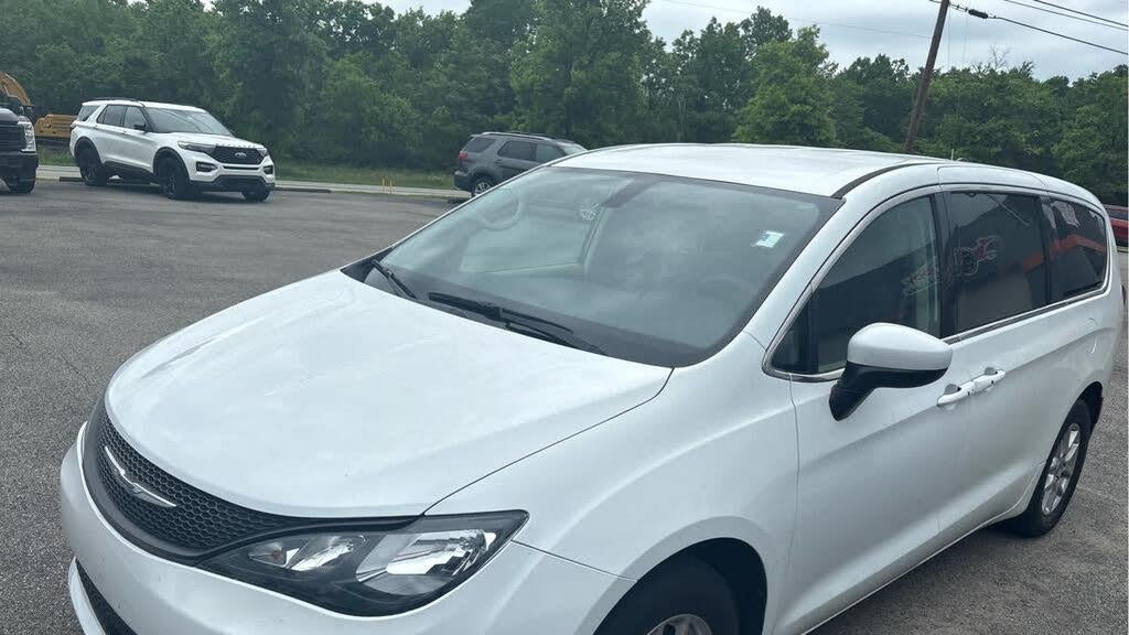 Preowned 2022 Chrysler Voyager LX for Sale