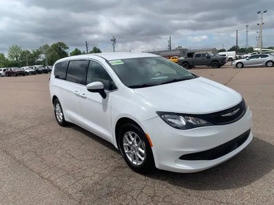 2023 Chrysler Voyager LX 4DR Mini-Van