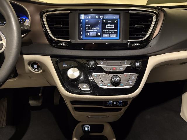 2023 Chrysler Voyager - $18,901