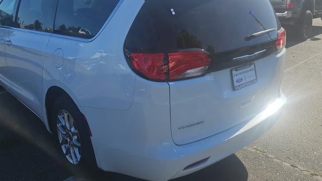 2024 Chrysler Voyager LX