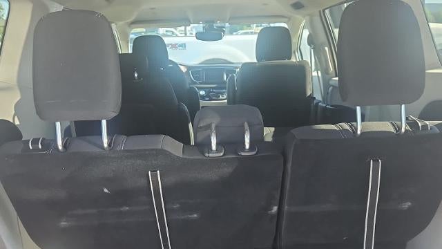 2024 Chrysler Voyager LX