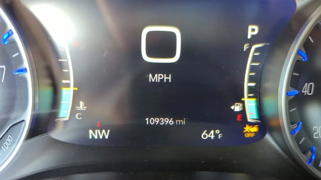 2024 Chrysler Voyager LX