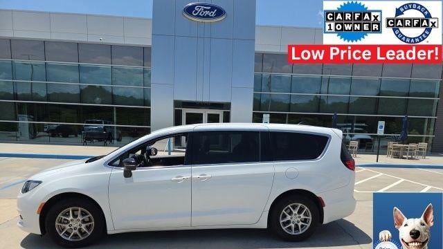 Preowned 2025 Chrysler Voyager LX for Sale