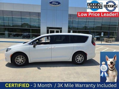 2025 Chrysler Voyager LX 4DR Mini-Van