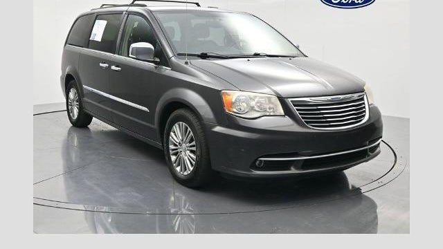 Preowned 2015 Chrysler Town and Country Touring-L for Sale