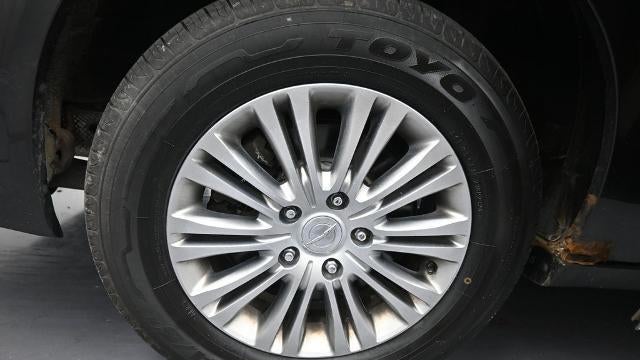 2015 Chrysler Town and Country Touring-L