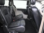 2015 Town and Country Thumbnail 20