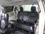 2015 Town and Country Thumbnail 26