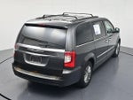 2015 Town and Country Thumbnail 37