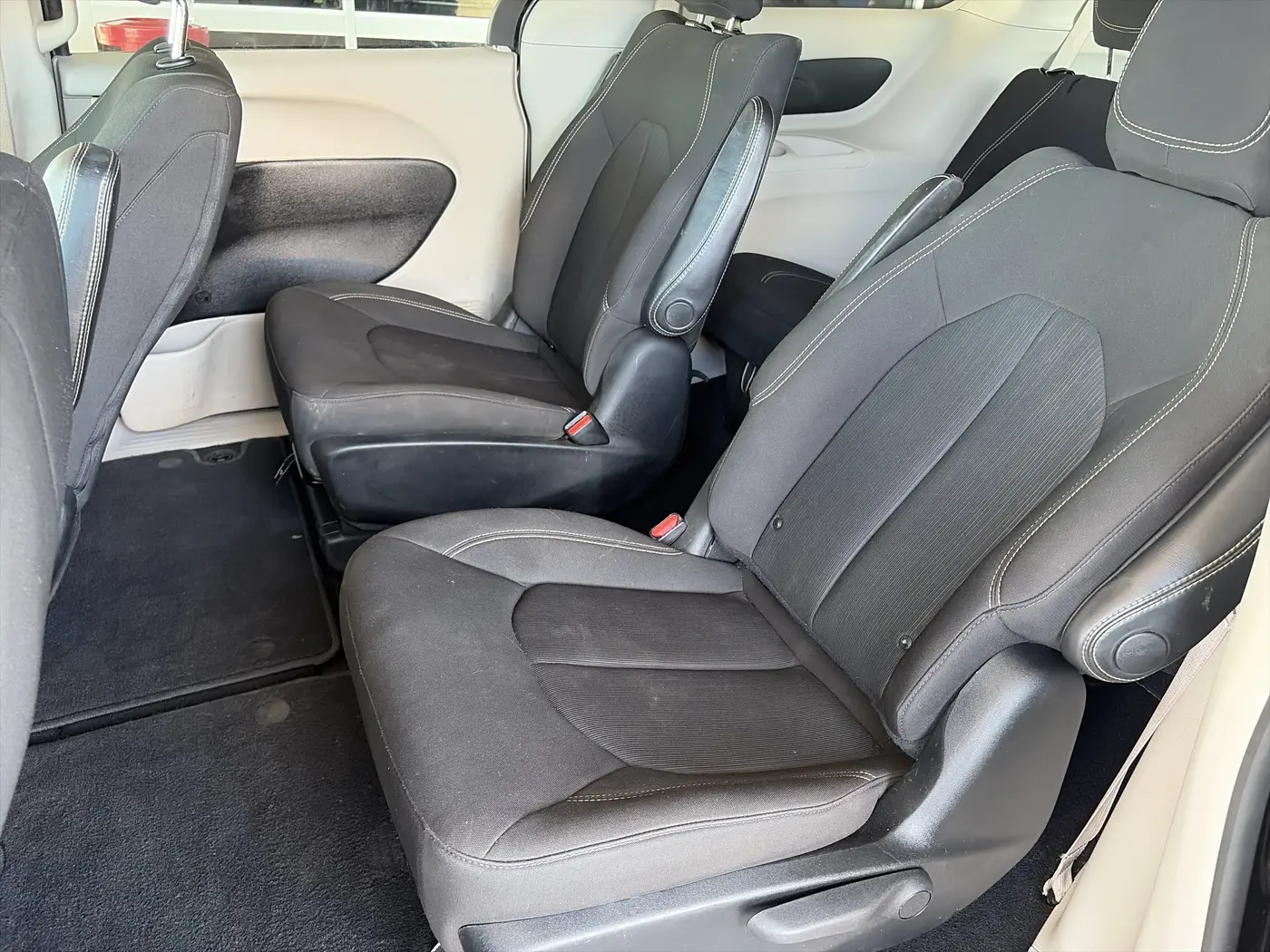 2020 Chrysler Voyager - $20,750