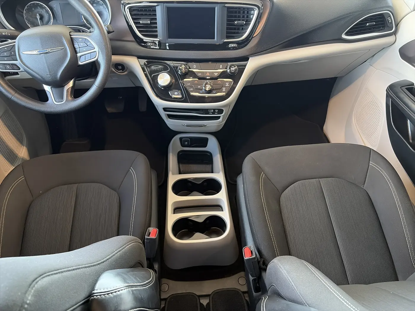 2020 Chrysler Voyager - $20,750