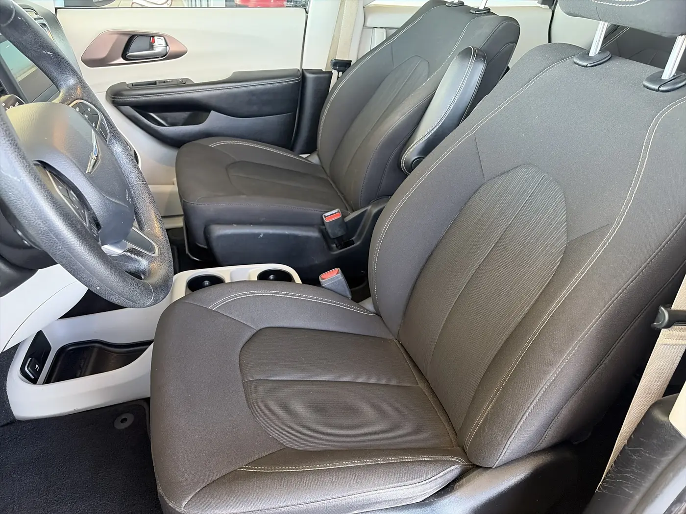 2020 Chrysler Voyager - $20,750