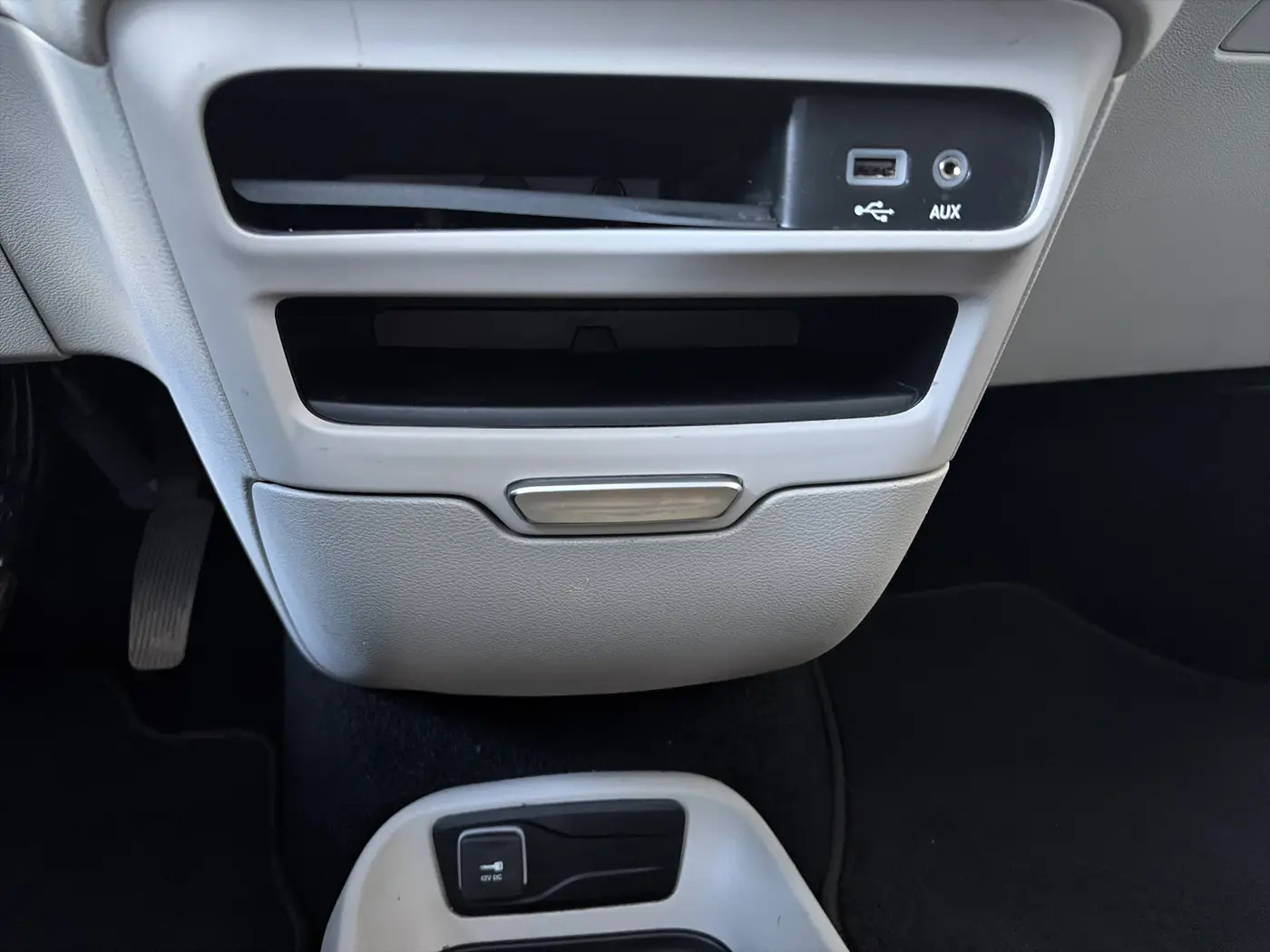 2020 Chrysler Voyager - $20,750