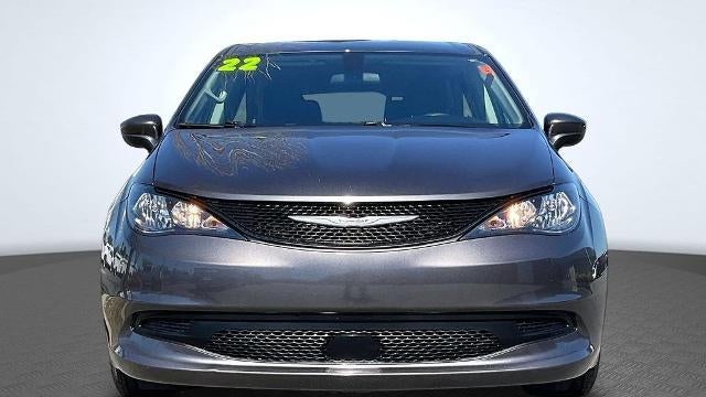 2022 Chrysler Voyager LX