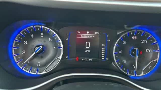 2023 Chrysler Voyager LX