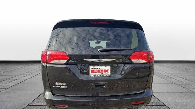 2024 Chrysler Voyager LX