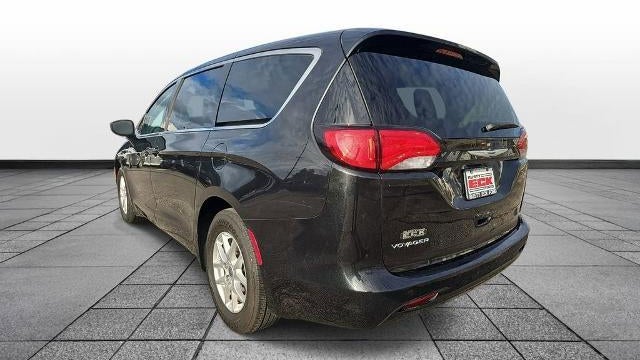 2024 Chrysler Voyager LX