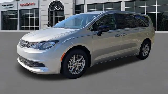 2026 Chrysler Voyager LX