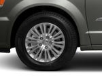 2013 Town and Country Thumbnail 10