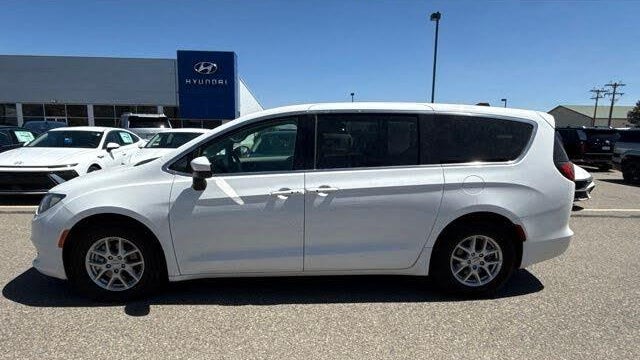 Preowned 2022 Chrysler Voyager LX for Sale