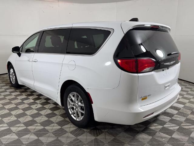 2023 Chrysler Voyager - $18,901