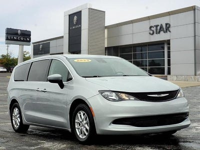 2023 Chrysler Voyager LX 4DR Mini-Van