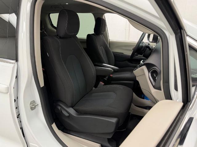 2023 Chrysler Voyager - $18,490