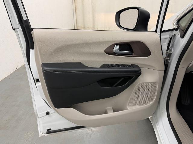 2023 Chrysler Voyager - $18,490