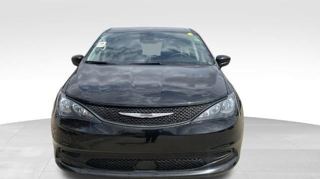 2024 Chrysler Voyager LX