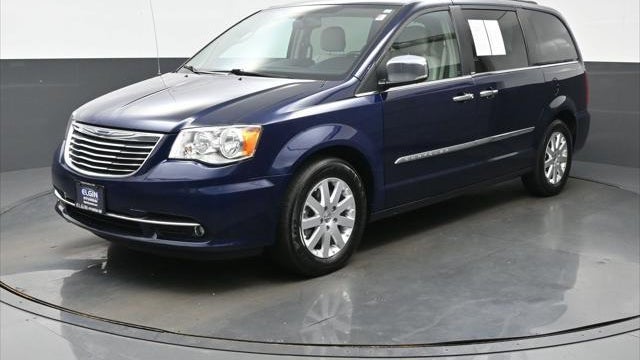 2012 Chrysler Town and Country Touring-L