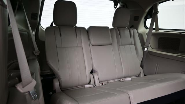 2012 Chrysler Town and Country Touring-L