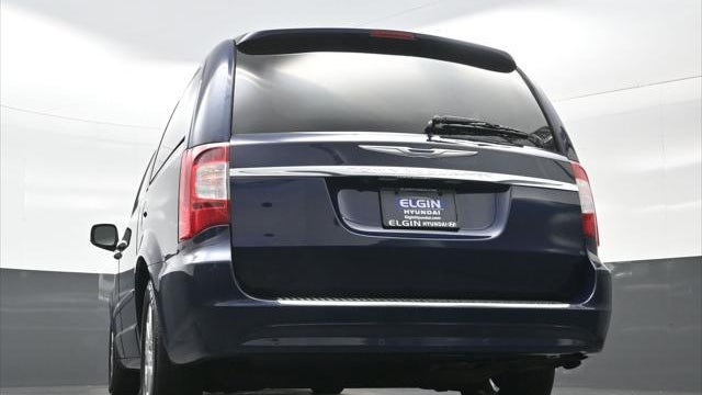 2012 Chrysler Town and Country Touring-L